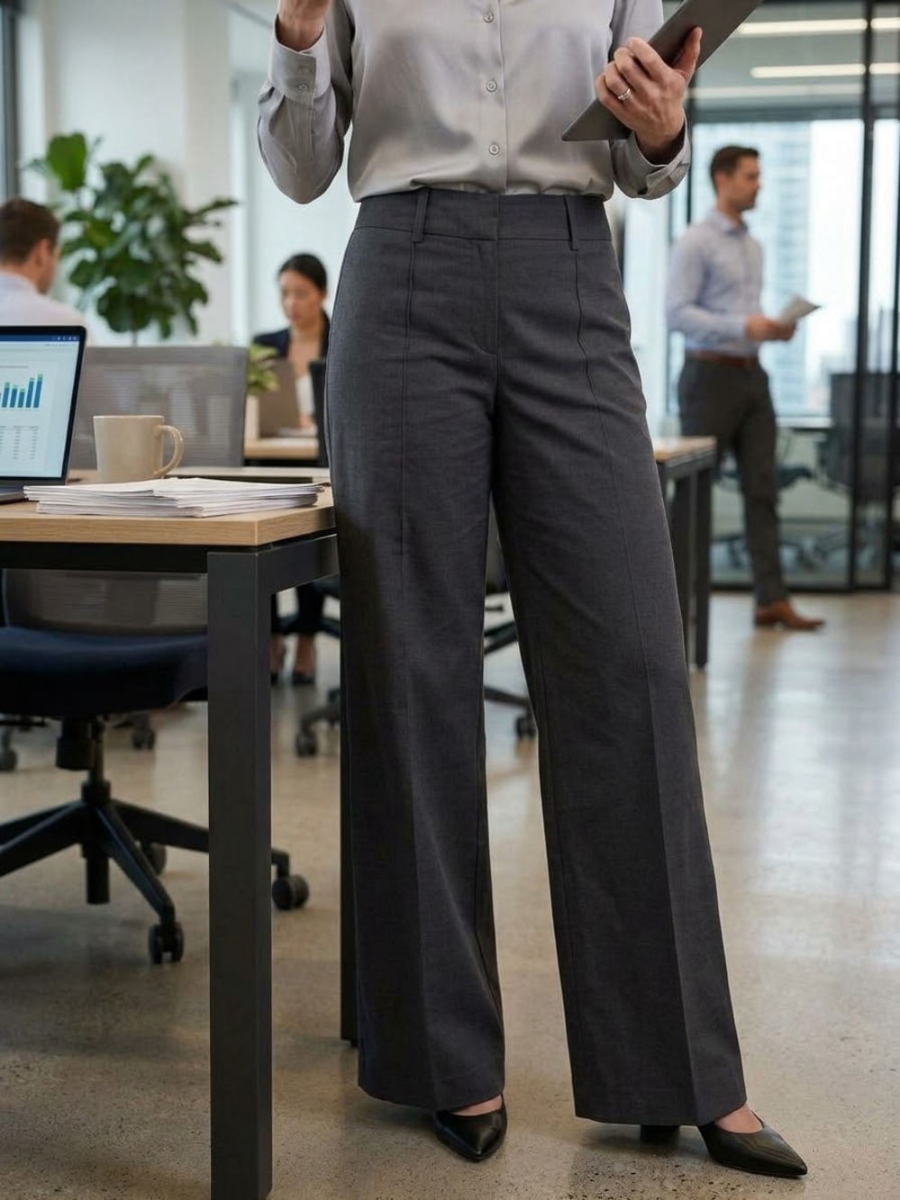 BCBGMaxAzria Charcoal Wide-Leg Tailored Trousers